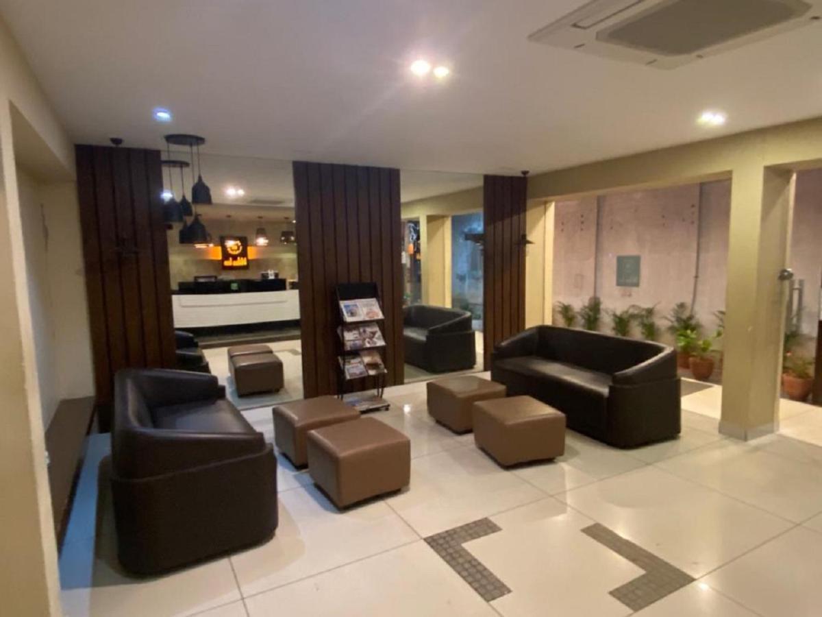 Miles Inn Hotel Hassan Zewnętrze zdjęcie